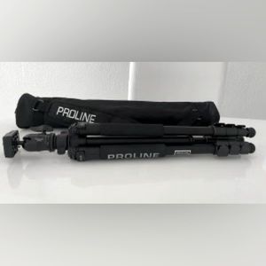 Brand New Dolica GX600B200 Tripod